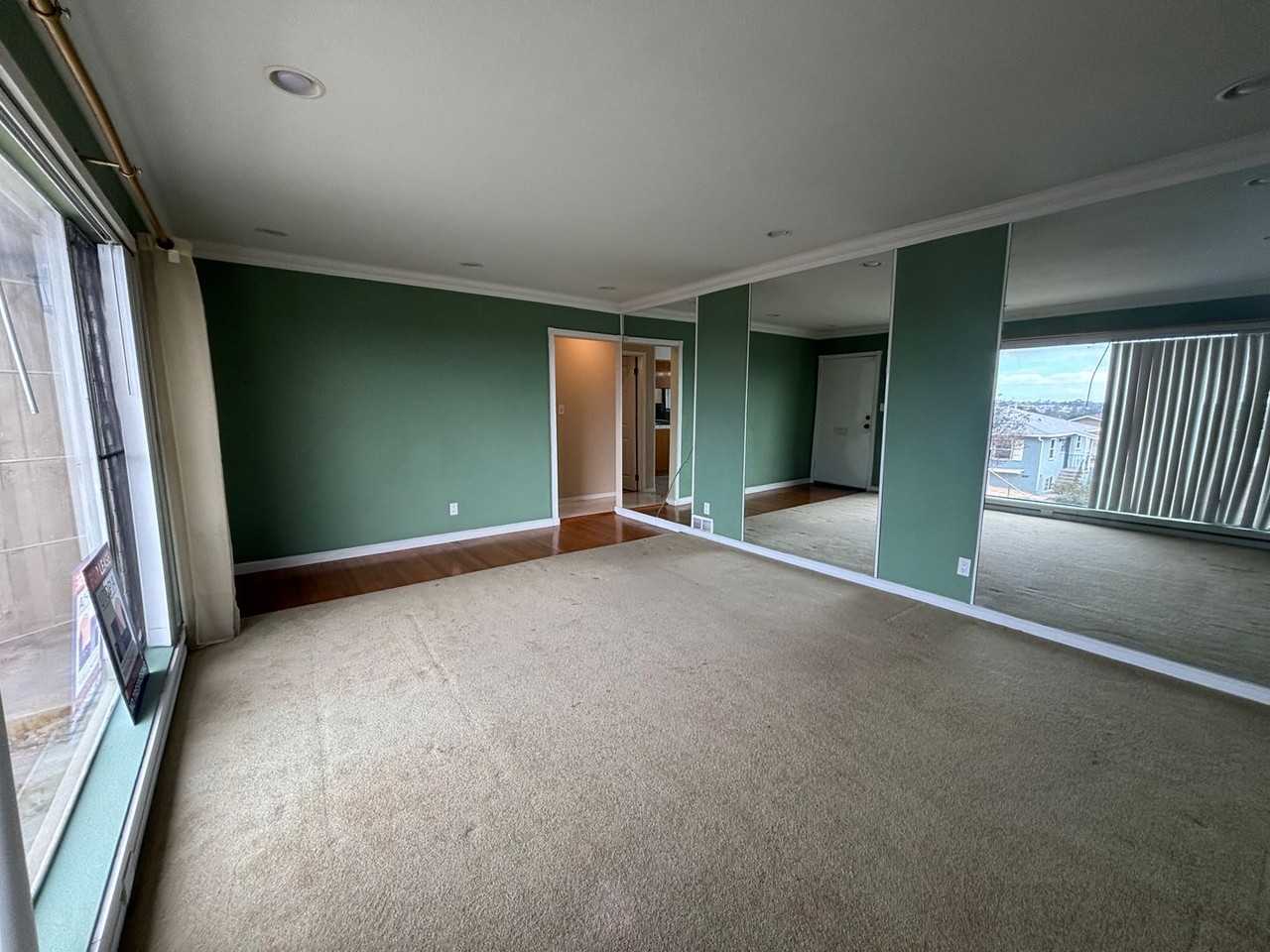 2625 55th St - Photo 2 of 17