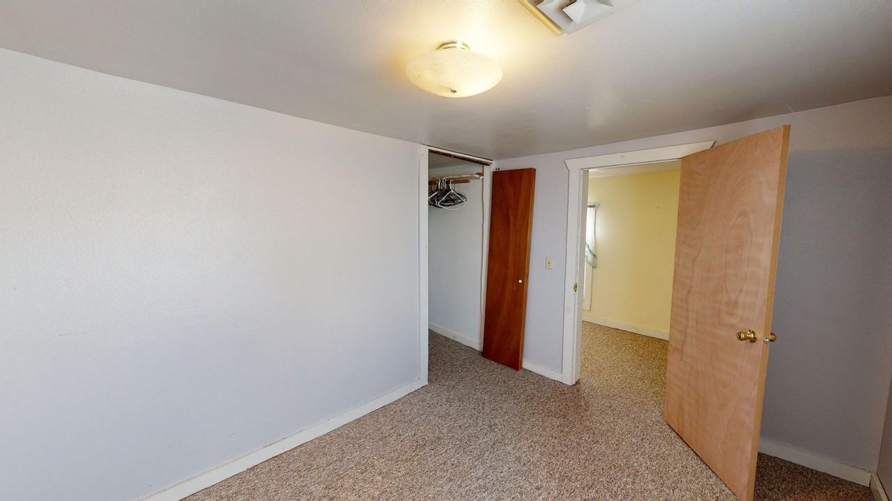 843 Water Ave - Photo 5 of 13
