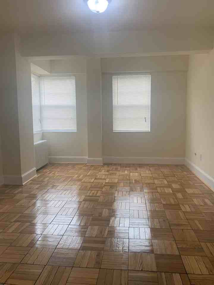 Q Street Apartments - Photo 7 of 9