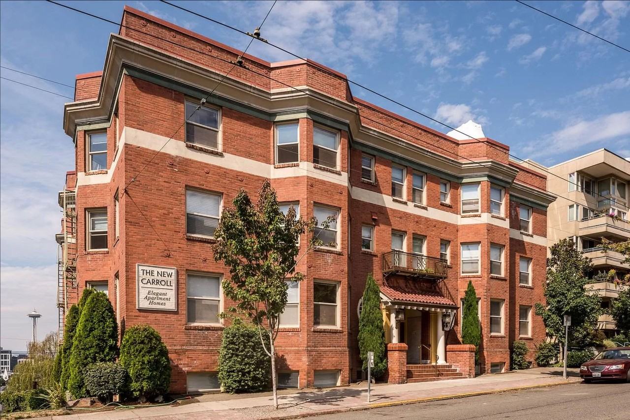 The New Carroll Apartments - Photo 2 of 19