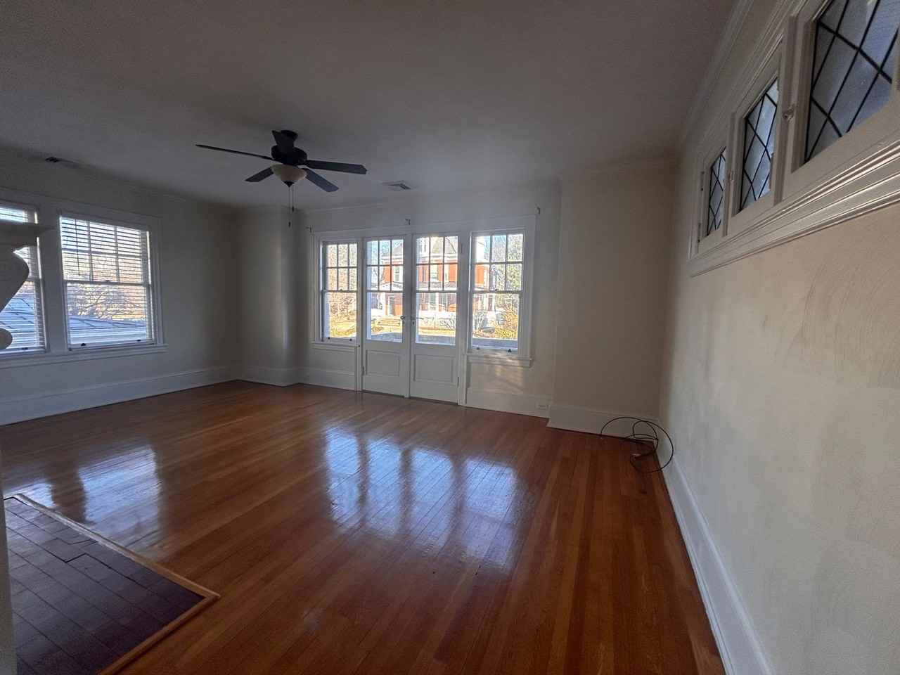 360 Walnut Ave Sw - Photo 7 of 39