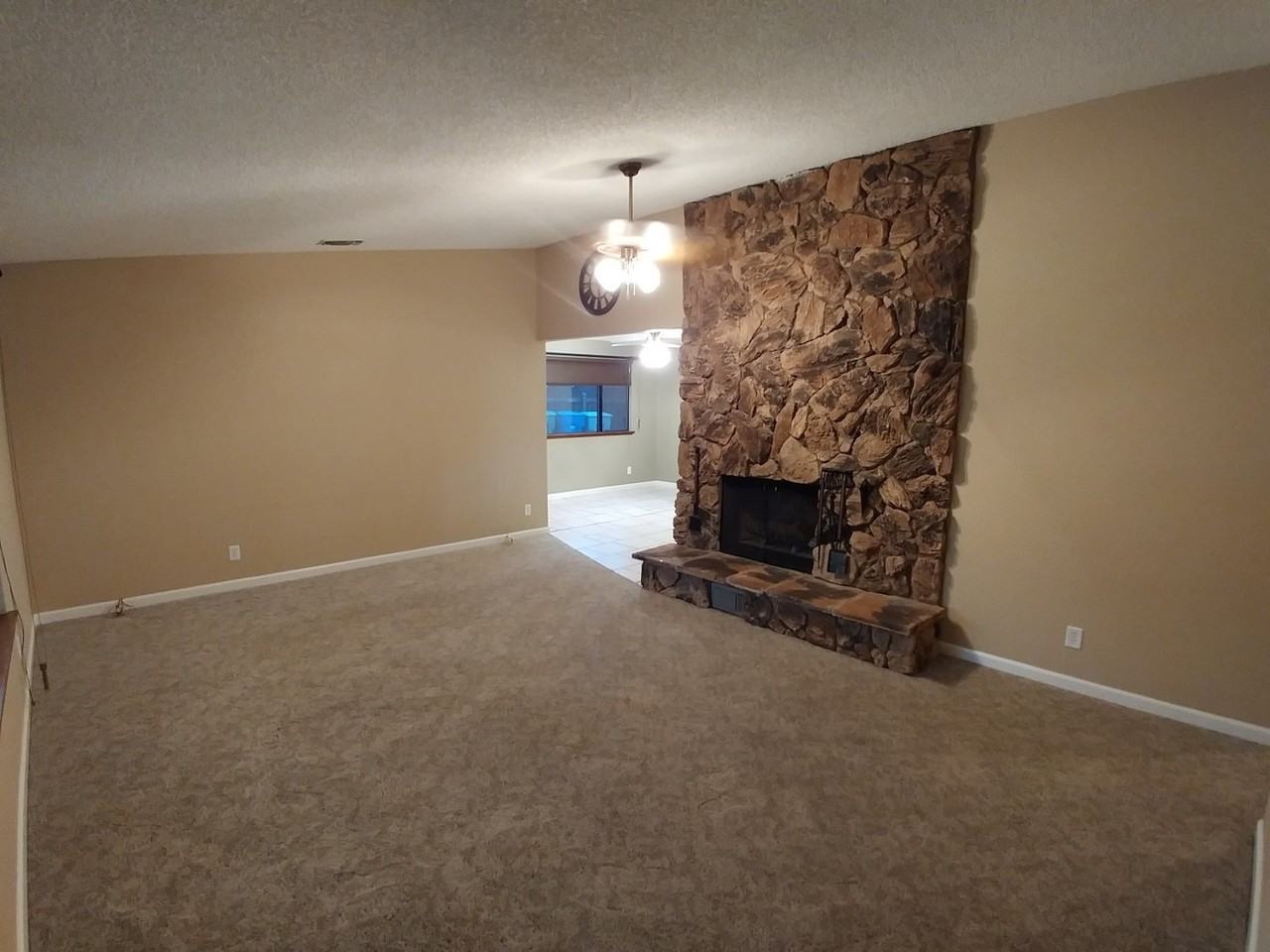 1077 Woodside Meadows Dr - Photo 3 of 22