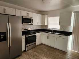 1111 SE 23rd Pl Unit 3 & 4 - Photo 1 of 1