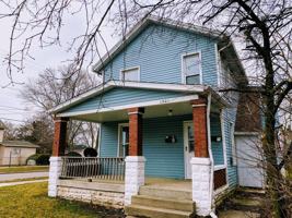 featured image of 1301 Davis Ave Nw