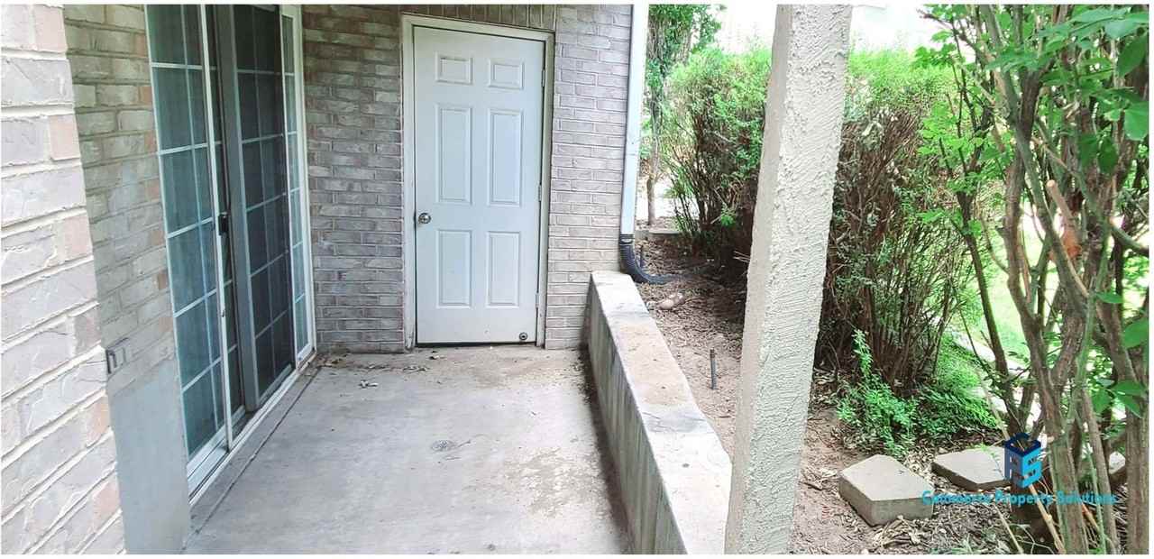 1264 W 1480 N - Photo 2 of 7