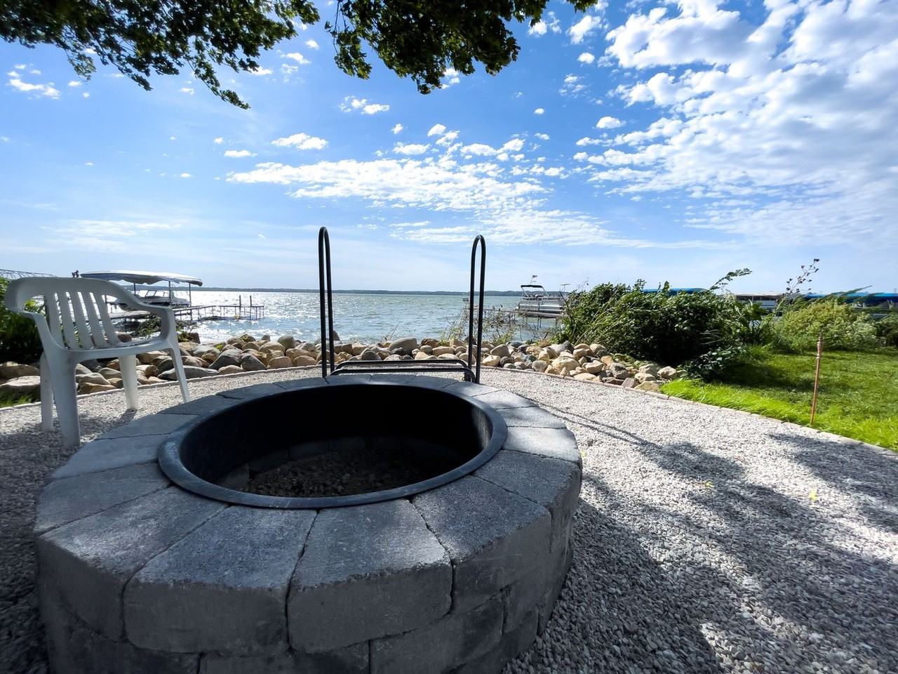 3089 Sunnyside St - Photo 3 of 38