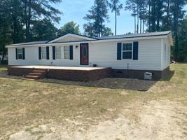 featured image of 2727 Pinecrest Dr