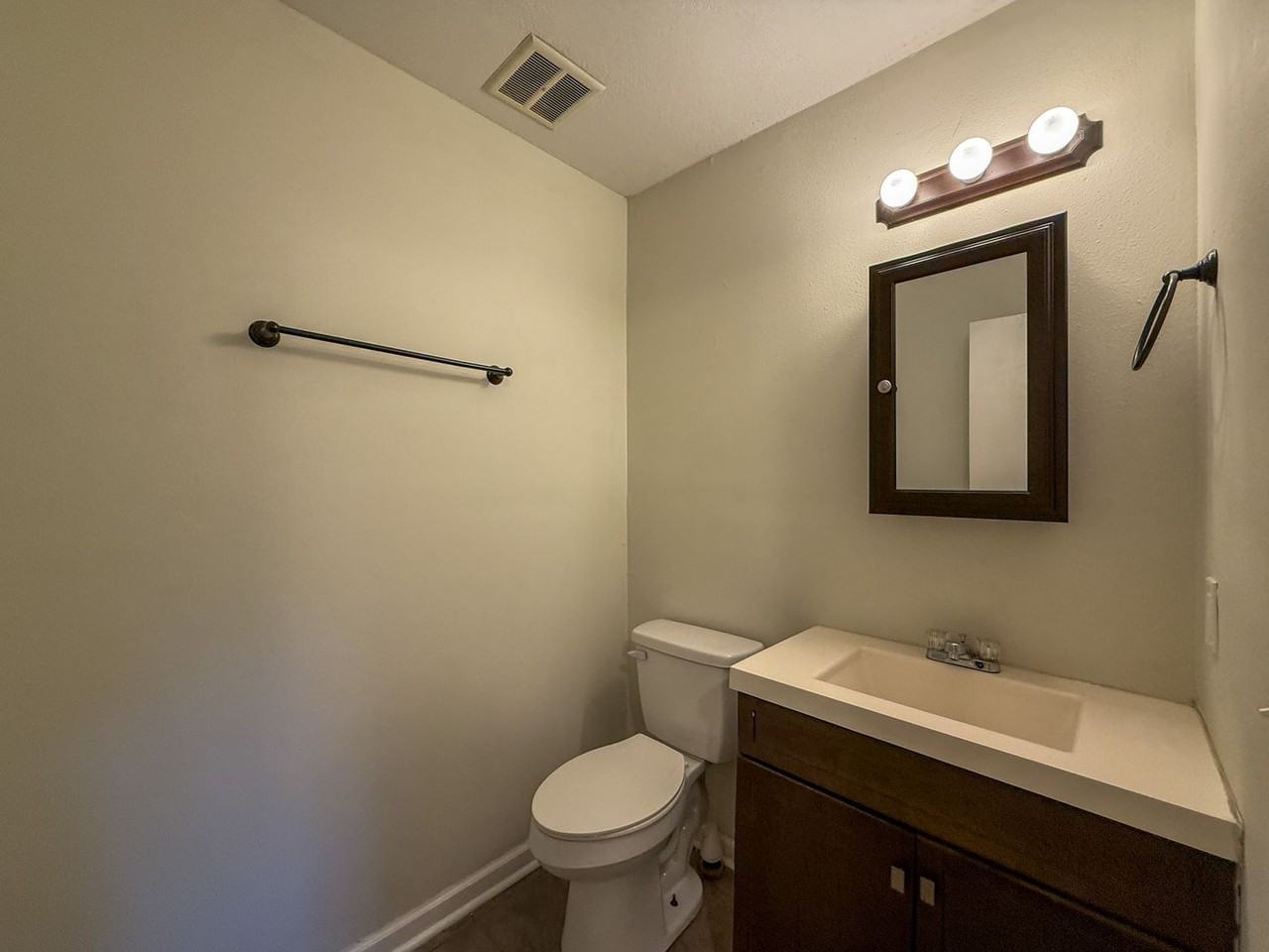 5820 Sanders Ave #T - Photo 7 of 18