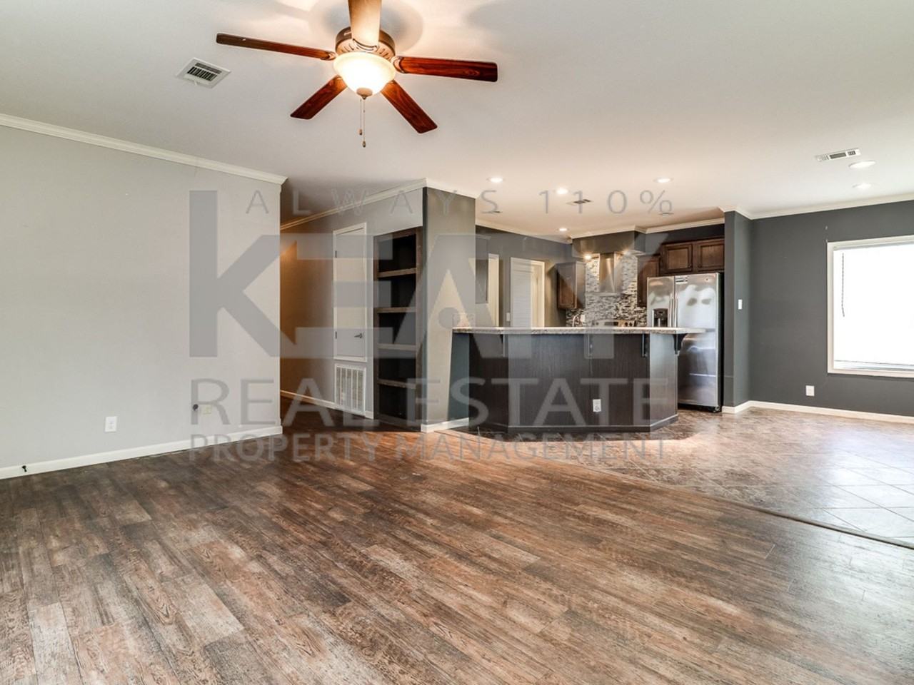 226 Watermark Dr - Photo 3 of 12