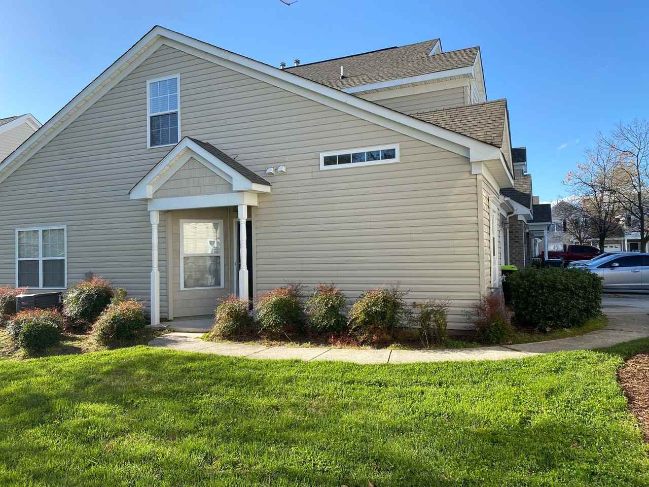 5201 Maracas Arch - Photo 2 of 20