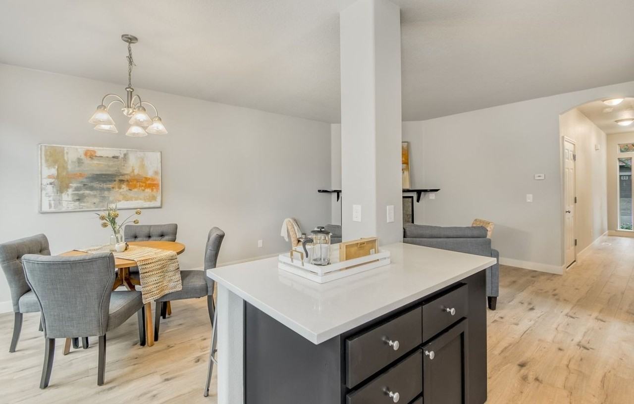 16195 Sw Holland Ln - Photo 4 of 21