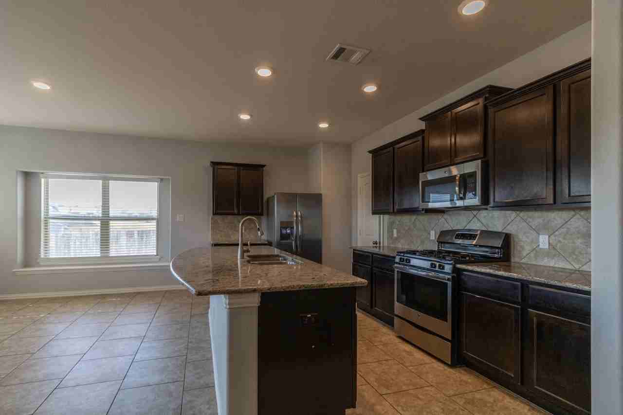 529 Cerrito Cv - Photo 7 of 50