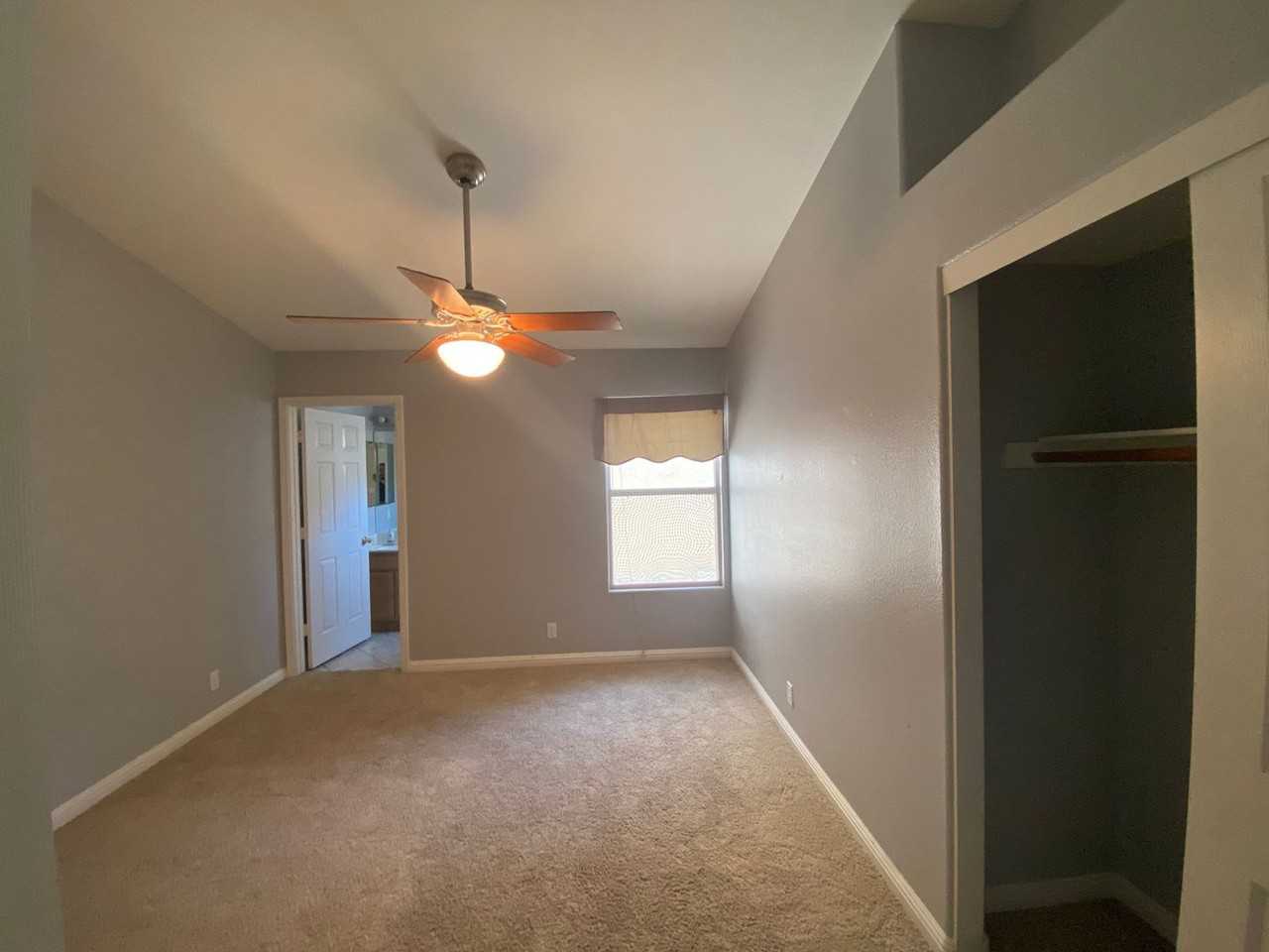 1038 Armillaria St - Photo 6 of 16