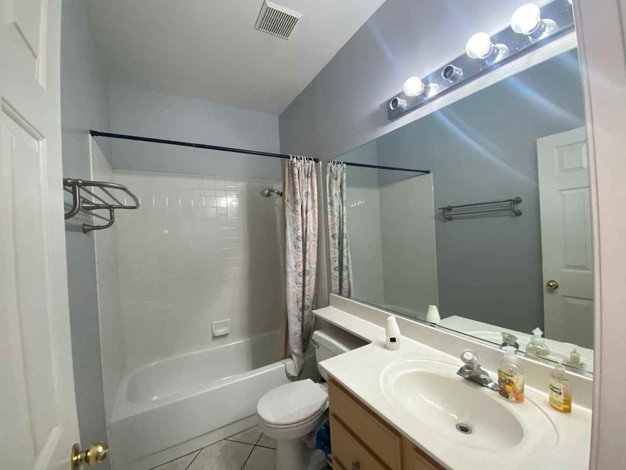 1038 Armillaria St - Photo 7 of 16