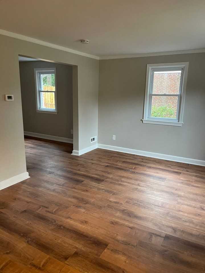 418 Goodley Rd - Photo 3 of 30