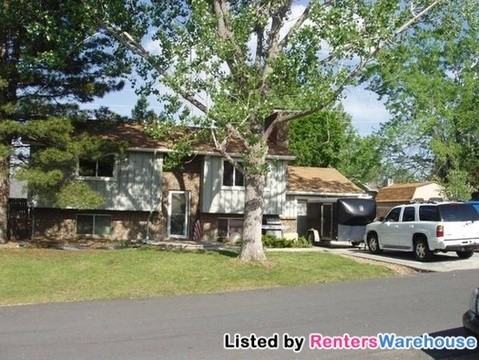 8062 S Carr Ct - Photo 2 of 2