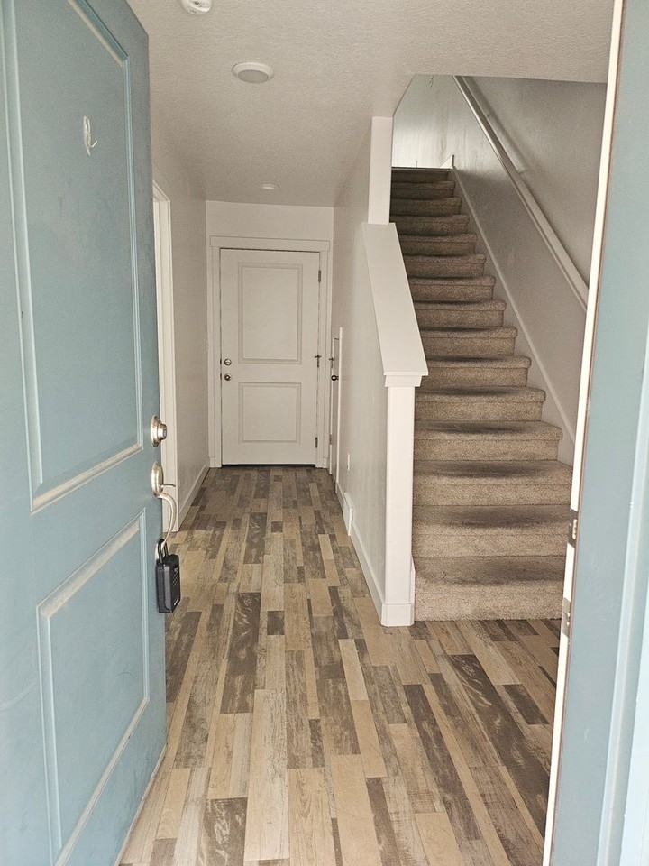 1506 S 615 W - Photo 2 of 47