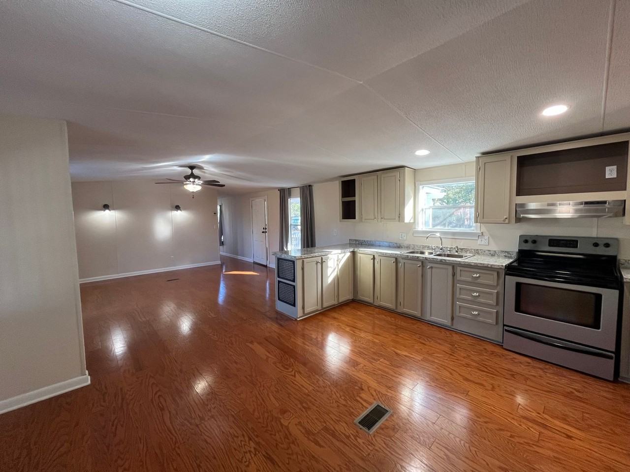7779 County Road 252 - Photo 4 of 16