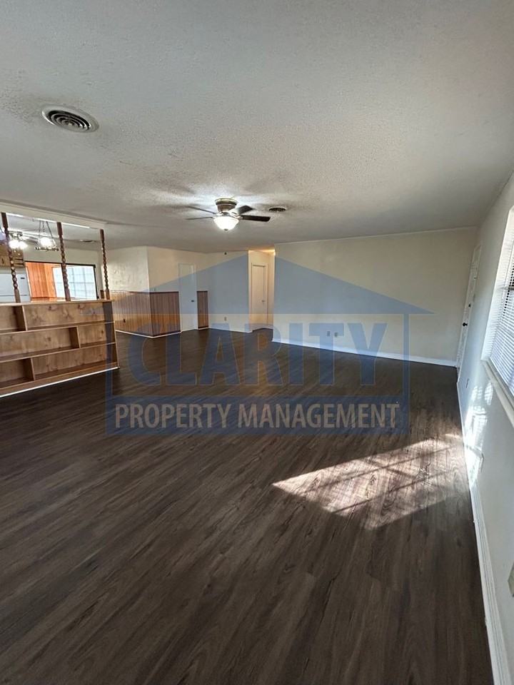 4175 Pryor Rd Ne - Photo 7 of 18