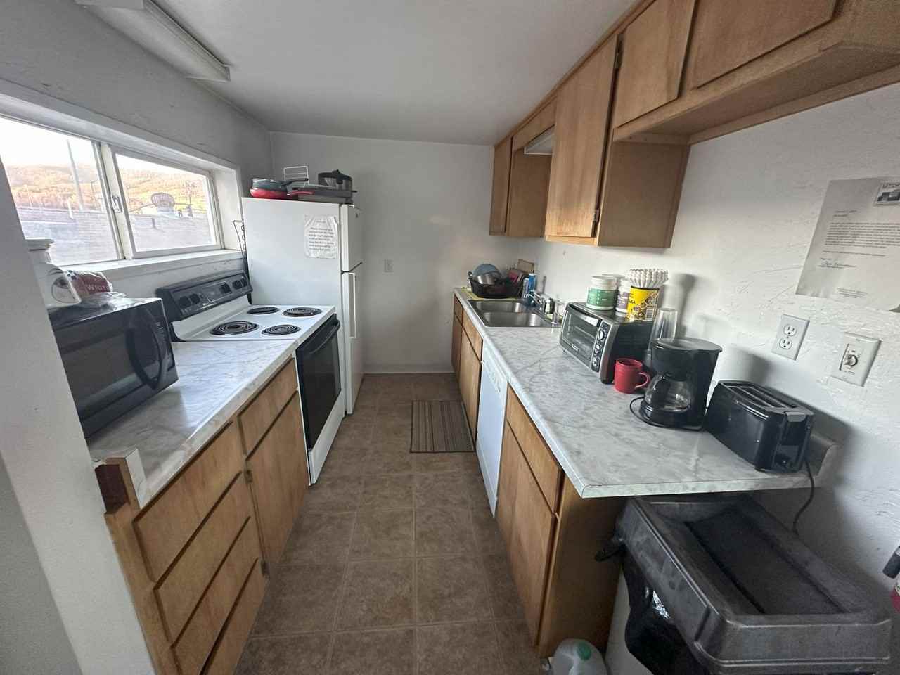 1410 Main Street #H - Photo 5 of 6