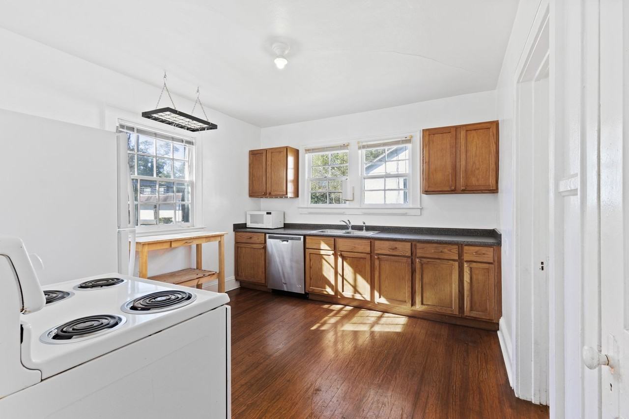 1208 Northwest 16th Avenue - Photo 7 of 21