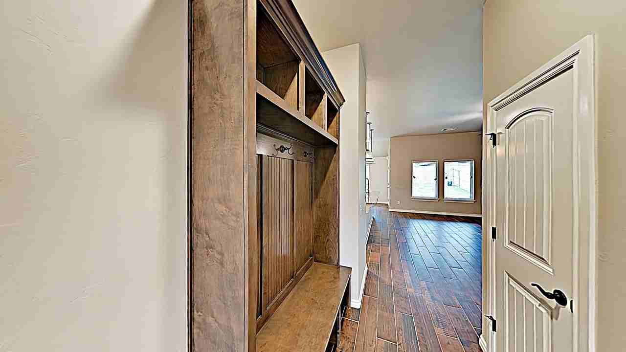 3321 Nw 158th Ter - Photo 6 of 36