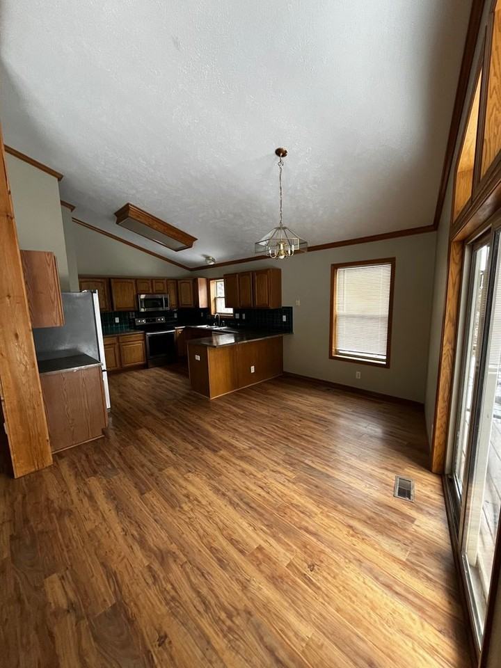 30856 Kings Valley Way - Photo 7 of 29