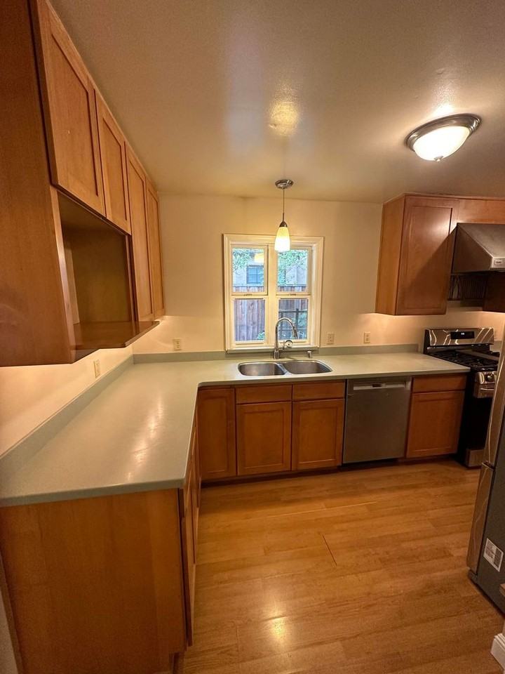 535 Central Ave - Photo 4 of 26