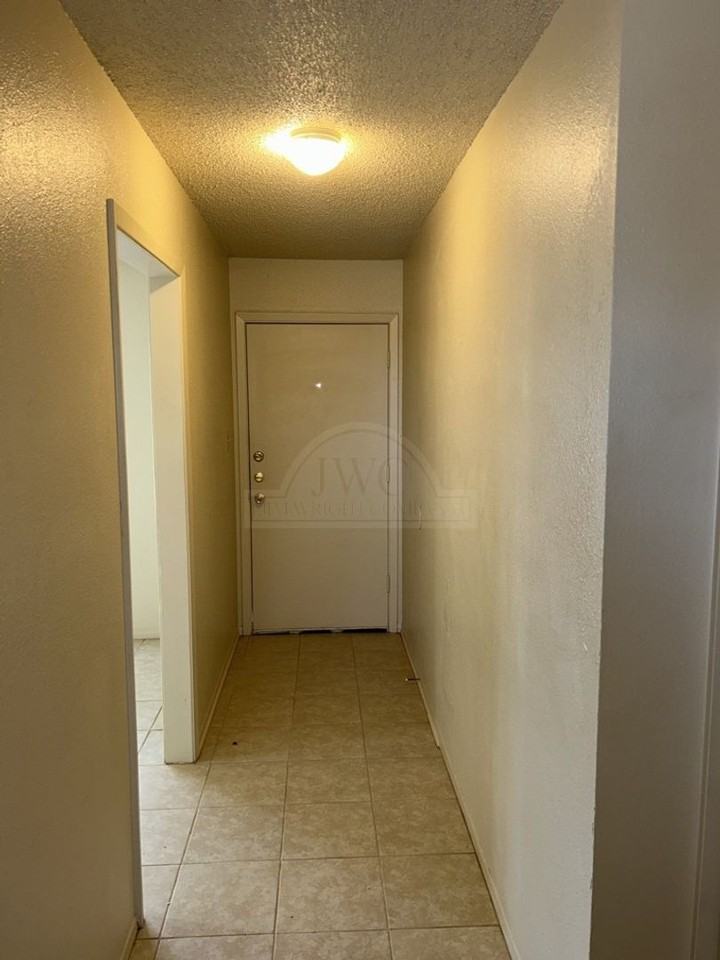 903 Main N., Copperas Cove - Photo 3 of 33