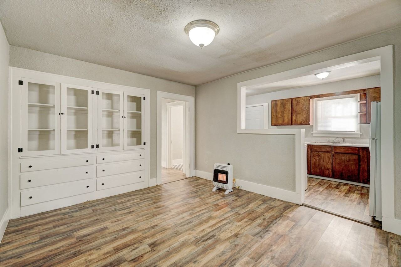 406 Sw 23rd St - Photo 5 of 12