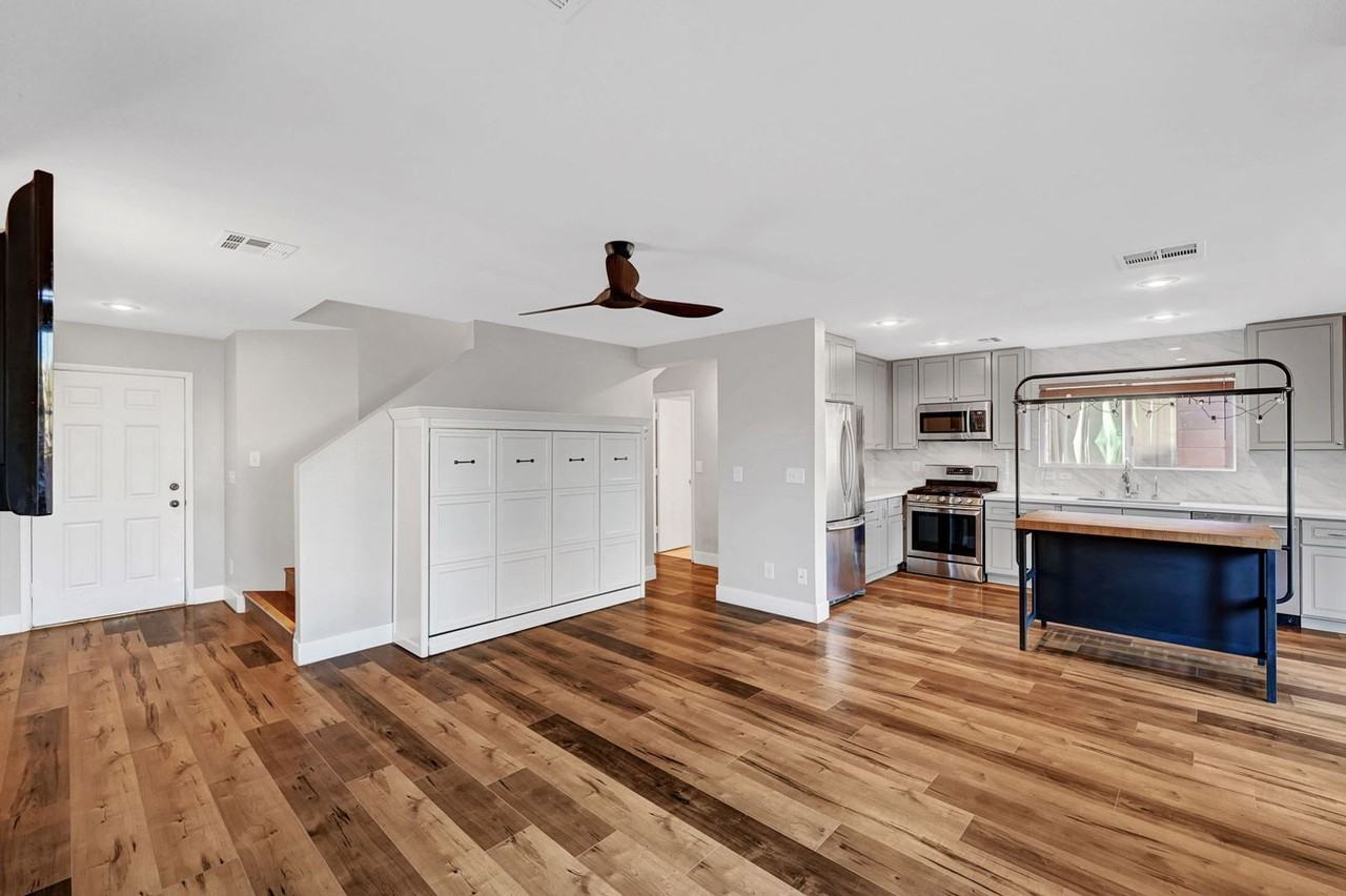 812 Sistine St - Photo 7 of 39