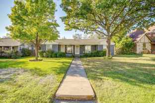 3541 S Hills Ave - Photo 1 of 1