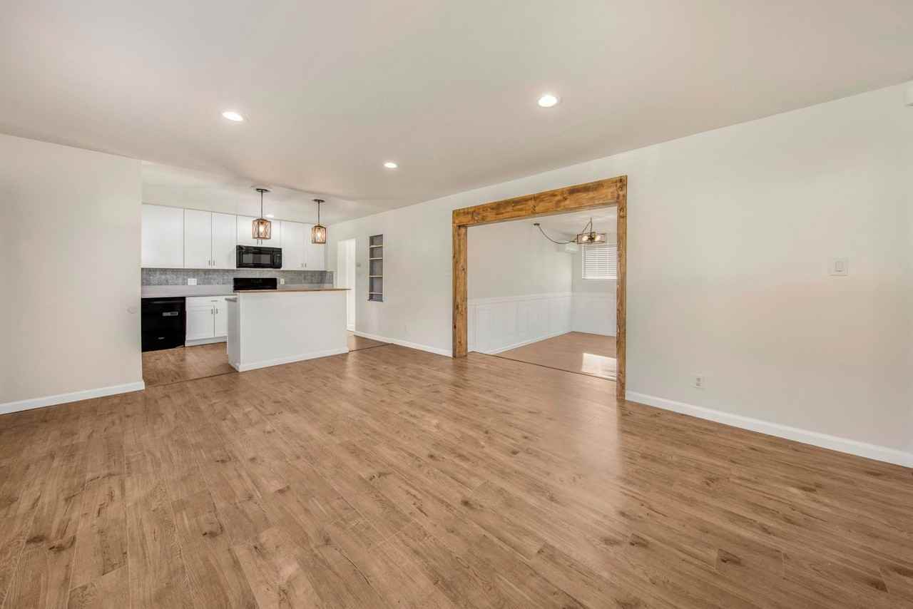 1397 W 31st St - Photo 2 of 16