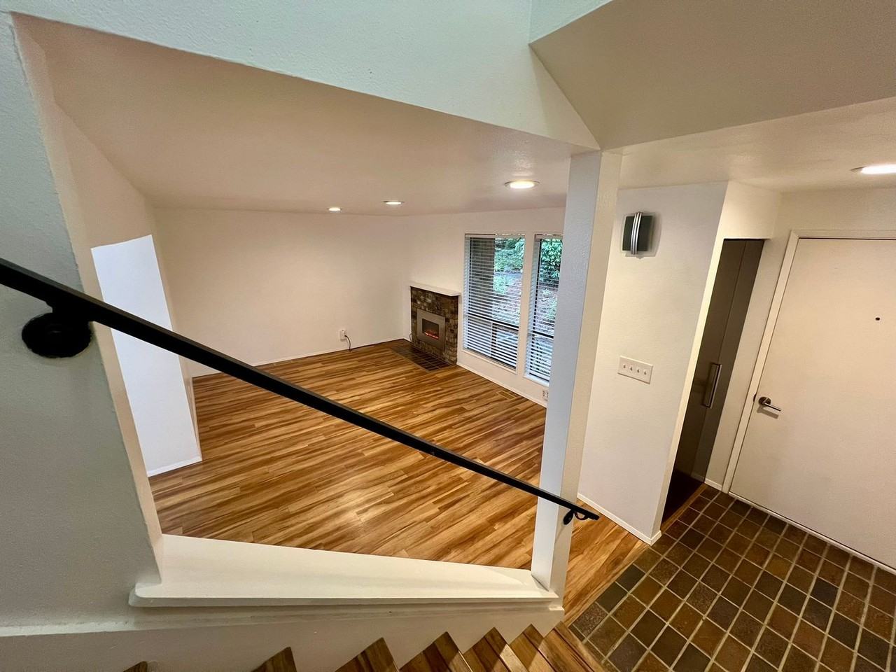 1801 Evergreen Park Ct Sw #14 - Photo 3 of 39