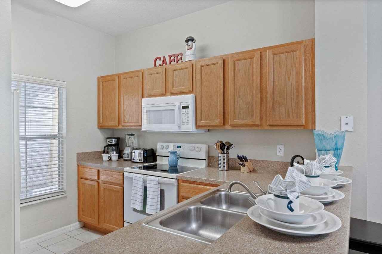 3124 Yellow Lantana Lane - Photo 2 of 16