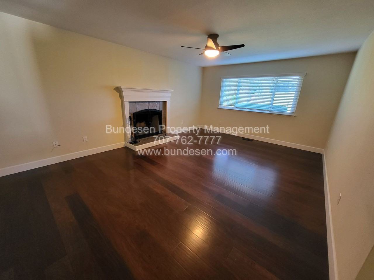 19019 5th St W - Photo 7 of 18
