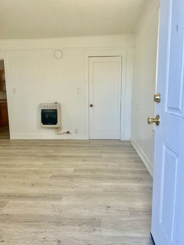 123 Mortimer St - Photo 4 of 10