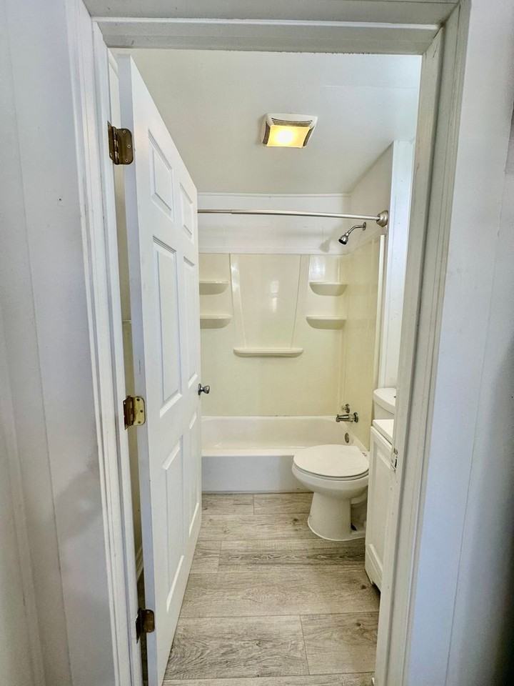 123 Mortimer St - Photo 5 of 10