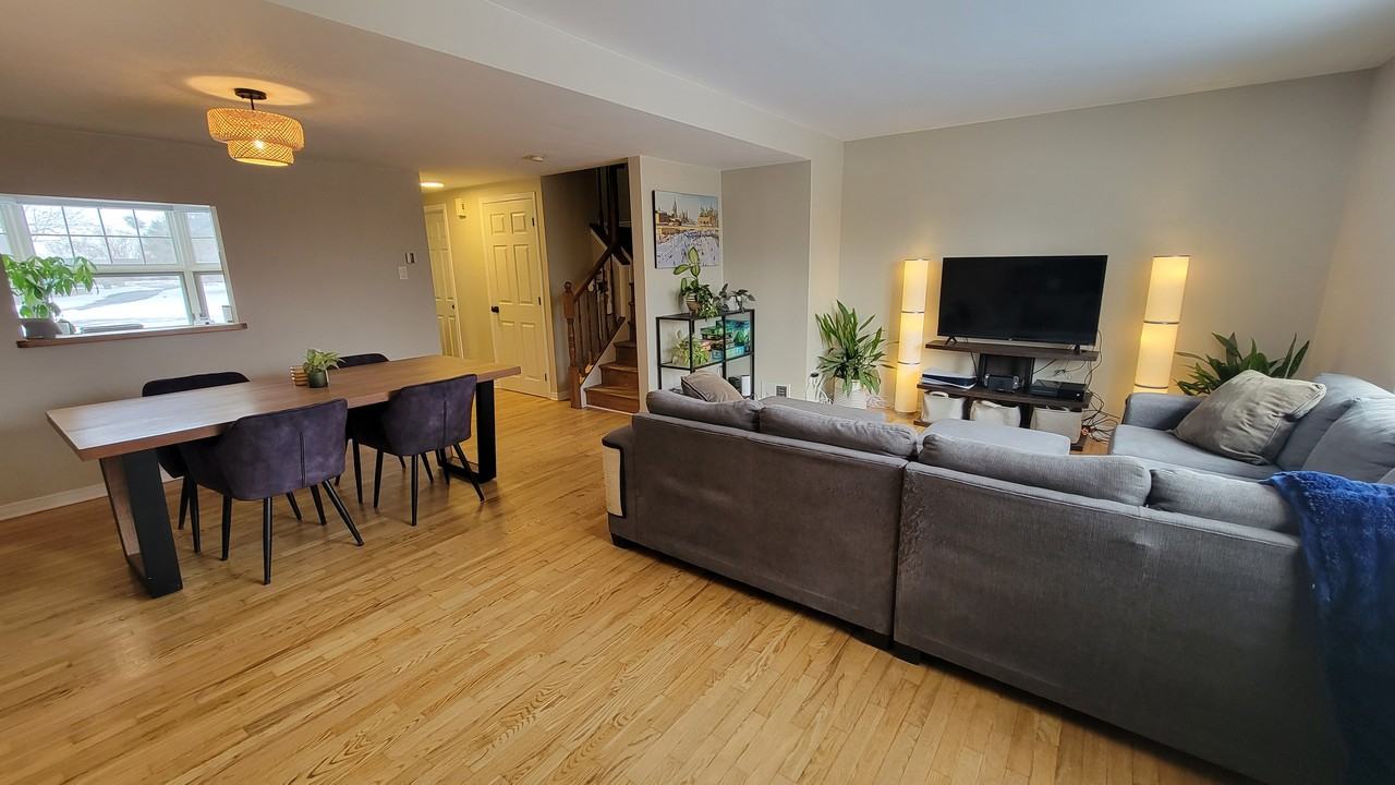 199 Monterey Drive - Photo 3 of 13
