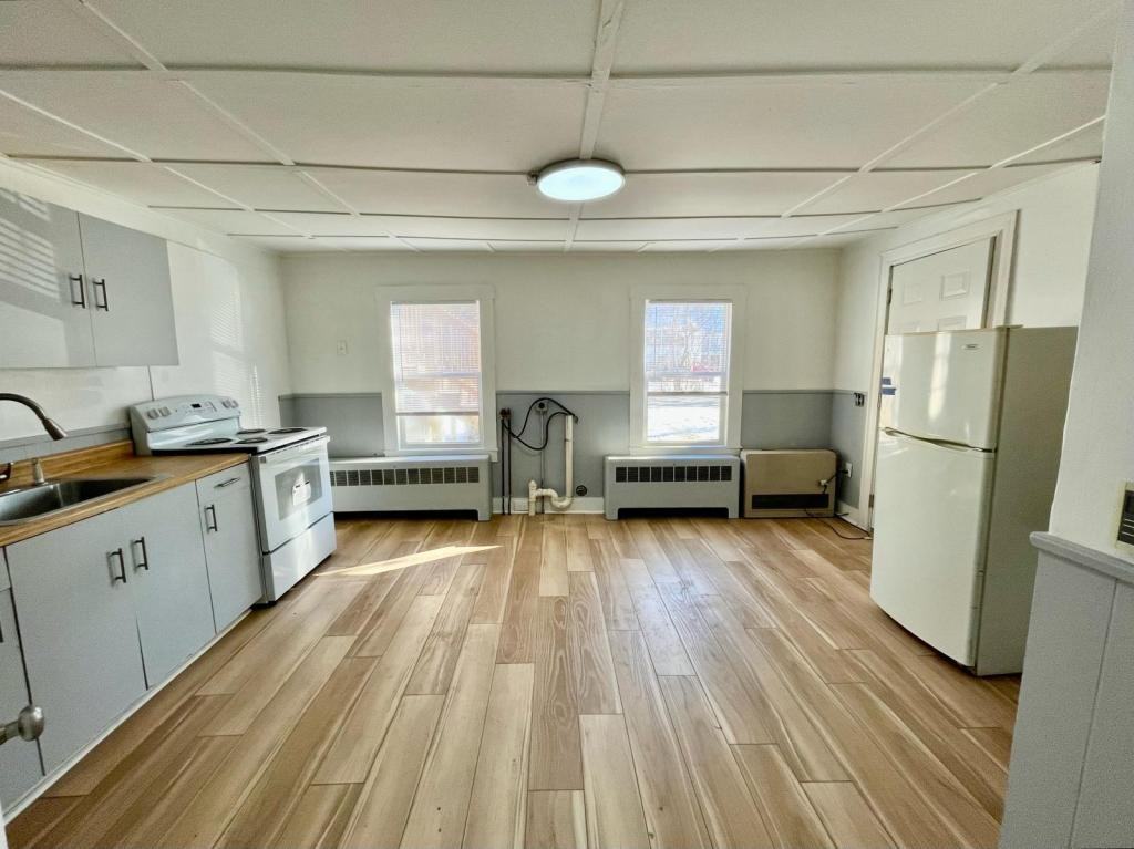 43 Main St Apt 102 - Photo 6 of 6