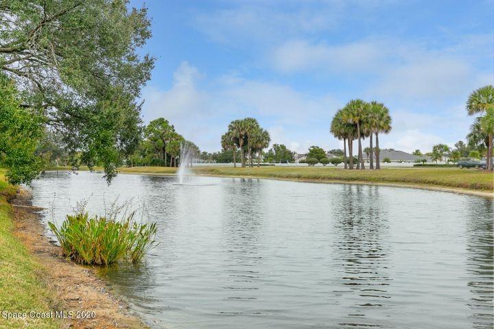 1225 Ambra Dr - Photo 3 of 12