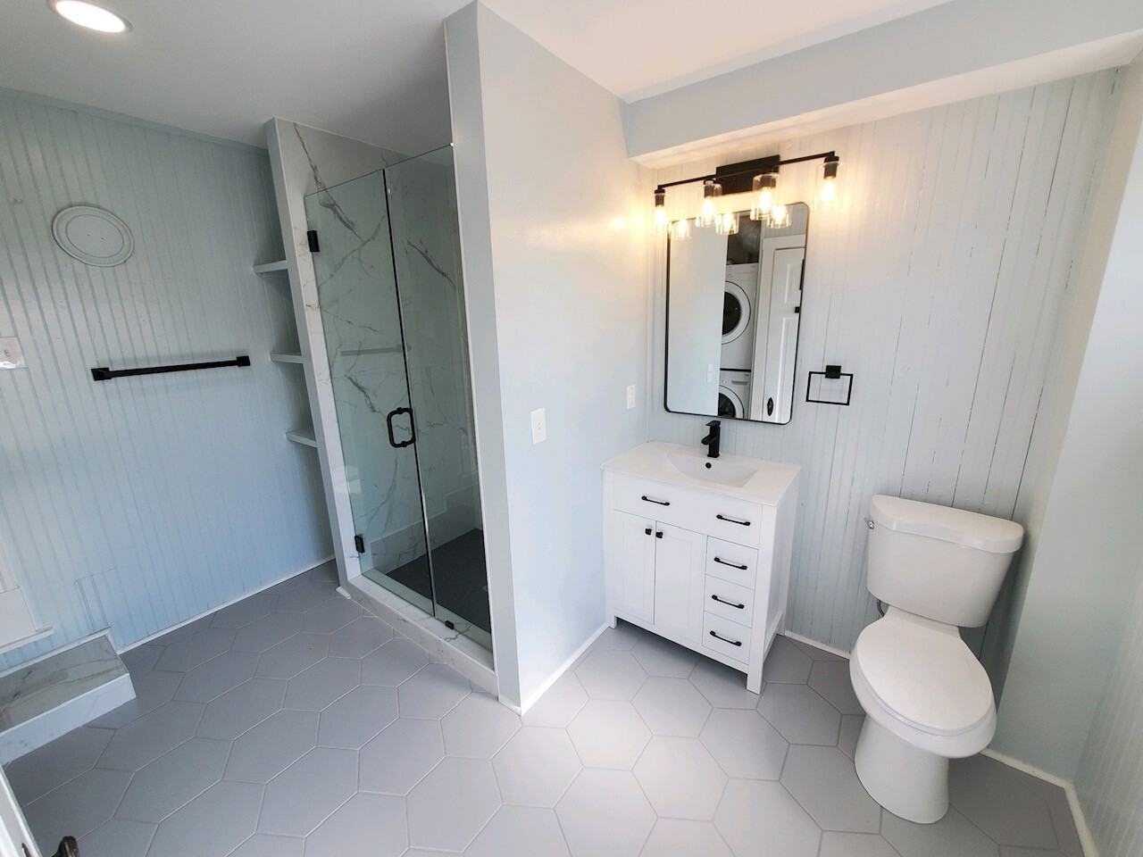 1114 Columbia St #2 - Photo 3 of 12