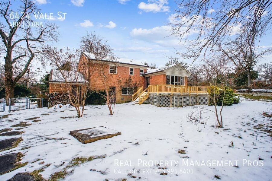 6424 Vale St - Photo 2 of 38