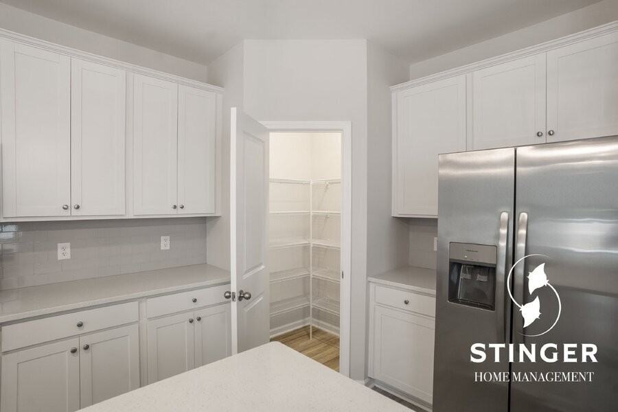 585 Dreher Dr - Photo 6 of 31