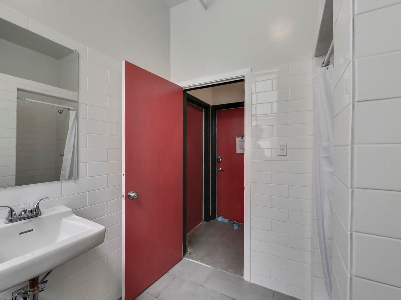 124 Waverly Pl #309 - Photo 7 of 13