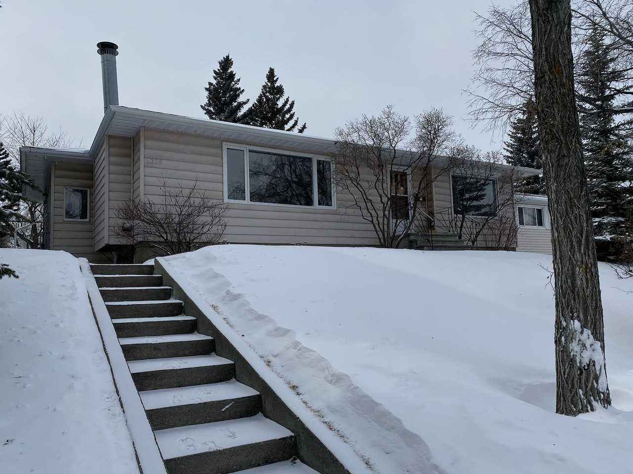 1335 Windsor St Nw - Photo 2 of 45