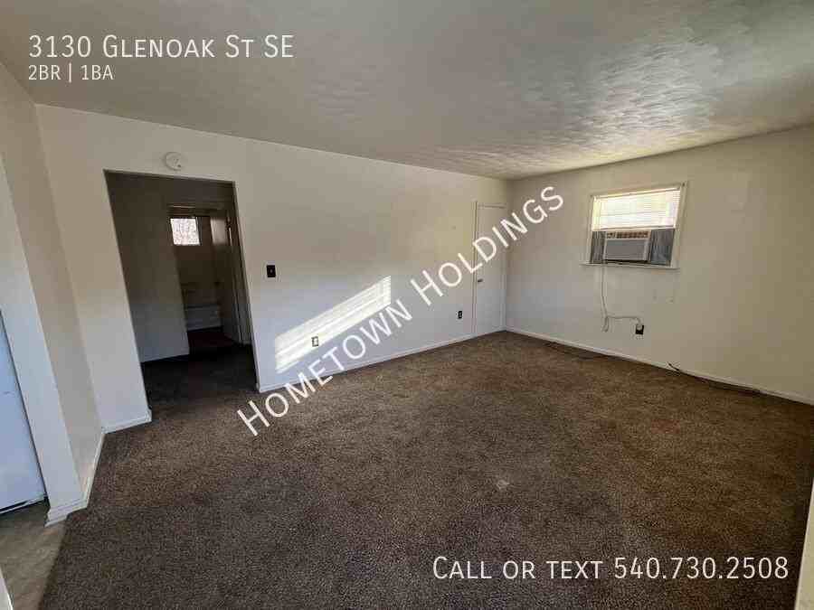 3130 Glenoak St Se - Photo 2 of 13
