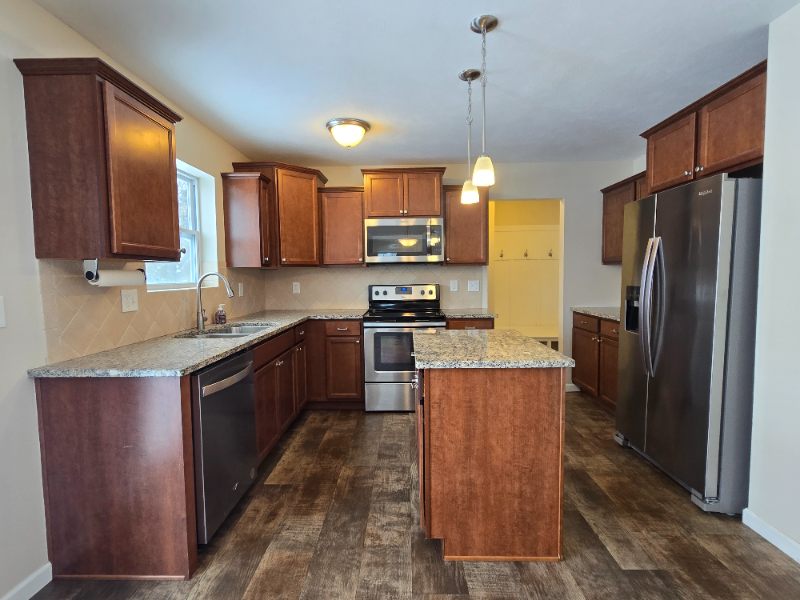 6219 Summer Ridge Ct - Photo 2 of 18