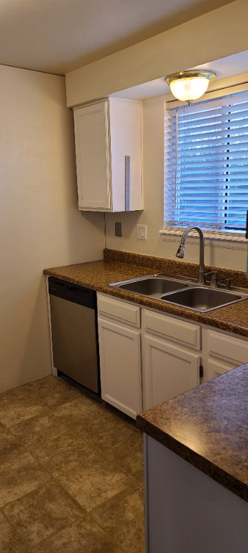 3621 South Andes Way - Photo 4 of 7