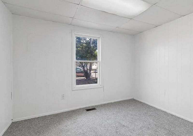 1509 Cypress St - Photo 5 of 8